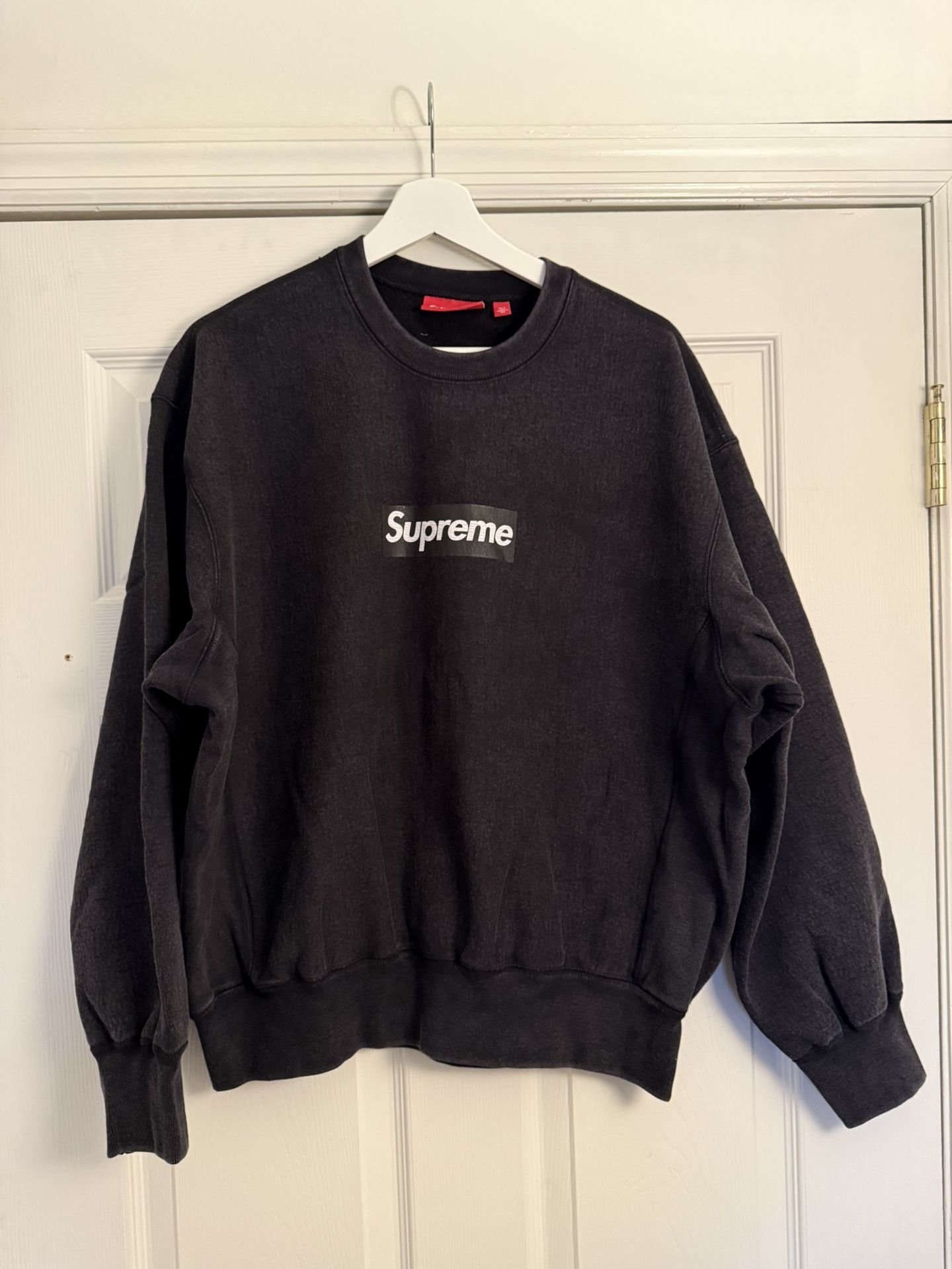 Supreme Washed Crewneck Size M