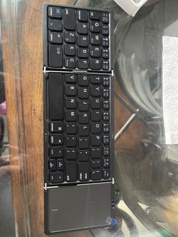 Foldable Wireless Keyboard With Touchpad
