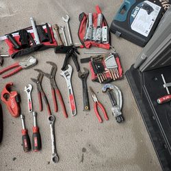  Plumbing Hand Tools