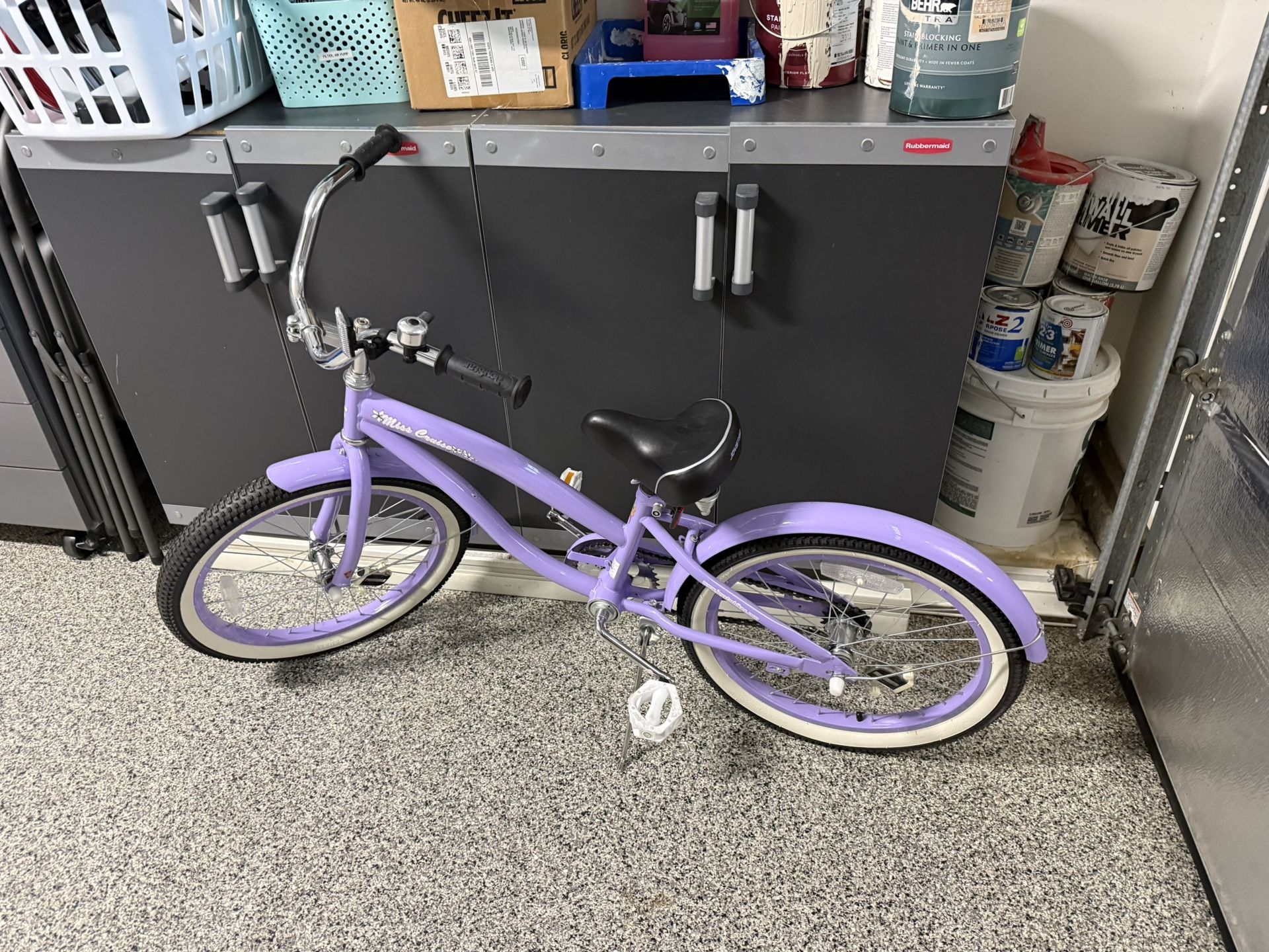 Girls Purple Beach Cruiser 20” (Rider Height 48” - 56”)