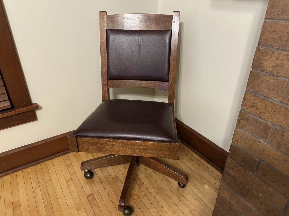 Stickey Mission Style Office/Desk Armless Swivel Chair