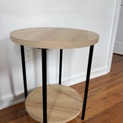 Room Essentials target End Table 