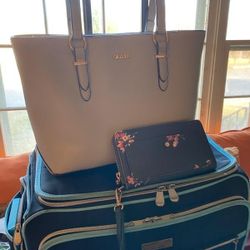 Light Gray/Blueish Large Tote And Lauren Conrad Floral Print Wallet