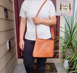 Sling bag