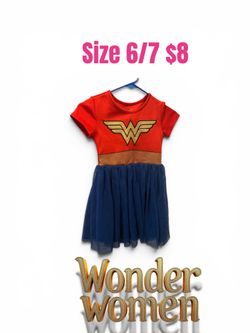 Wonder Woman costume dress girls size small 6/7 great condition 032126 M18