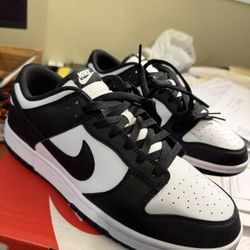 Nike Dunk Low Pandas Men’s Size 9 BRAND NEW