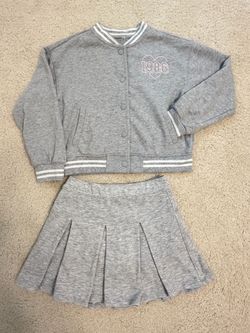 Suits skirt and jacket 6/7 years