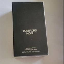 TOM FORD NOIR PARFUM 