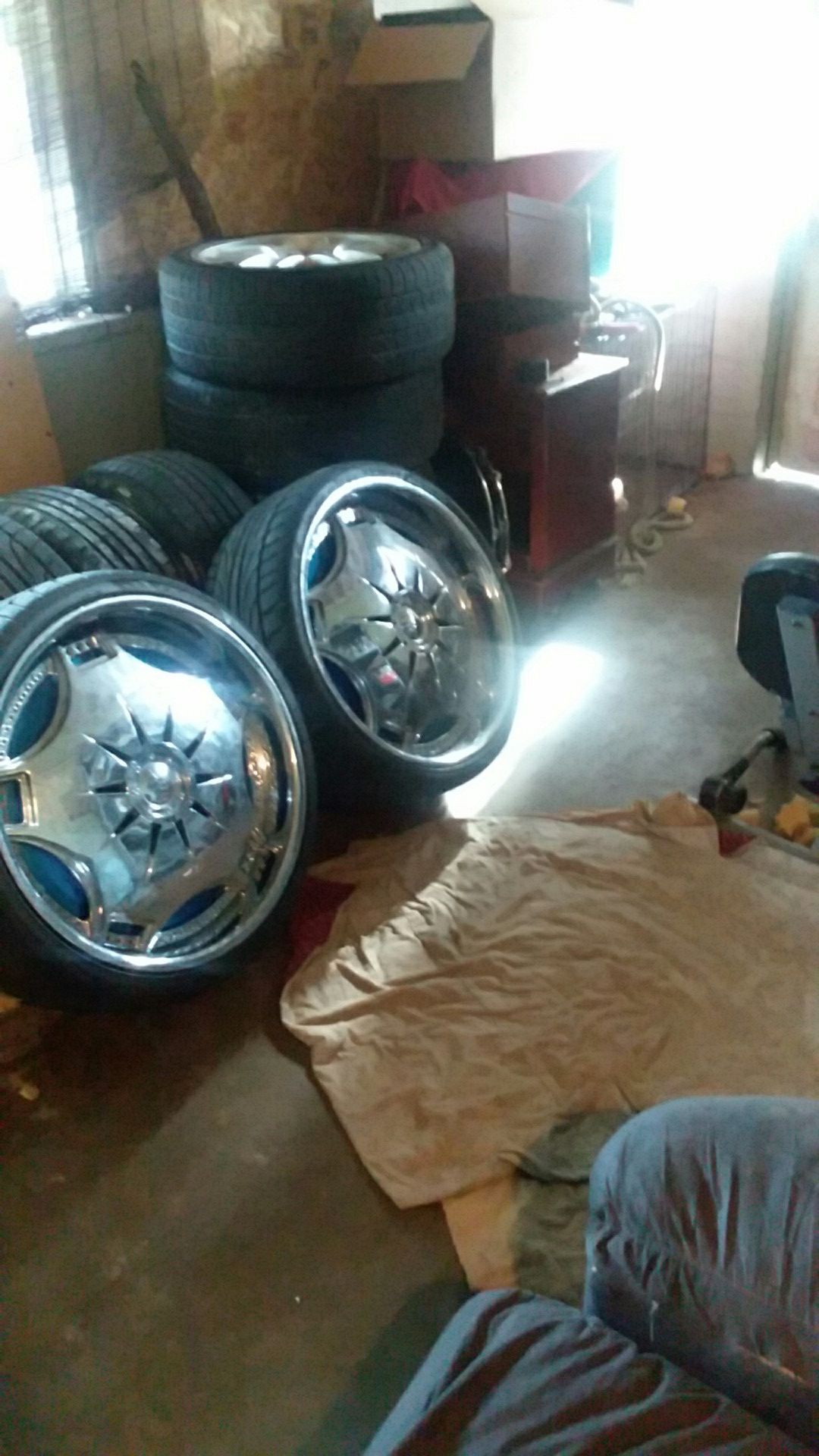 22 inch dub floaters ganja