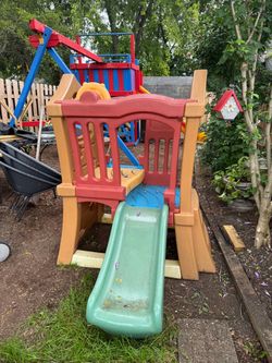 Kids Outdoor Plastic Playset with Slide