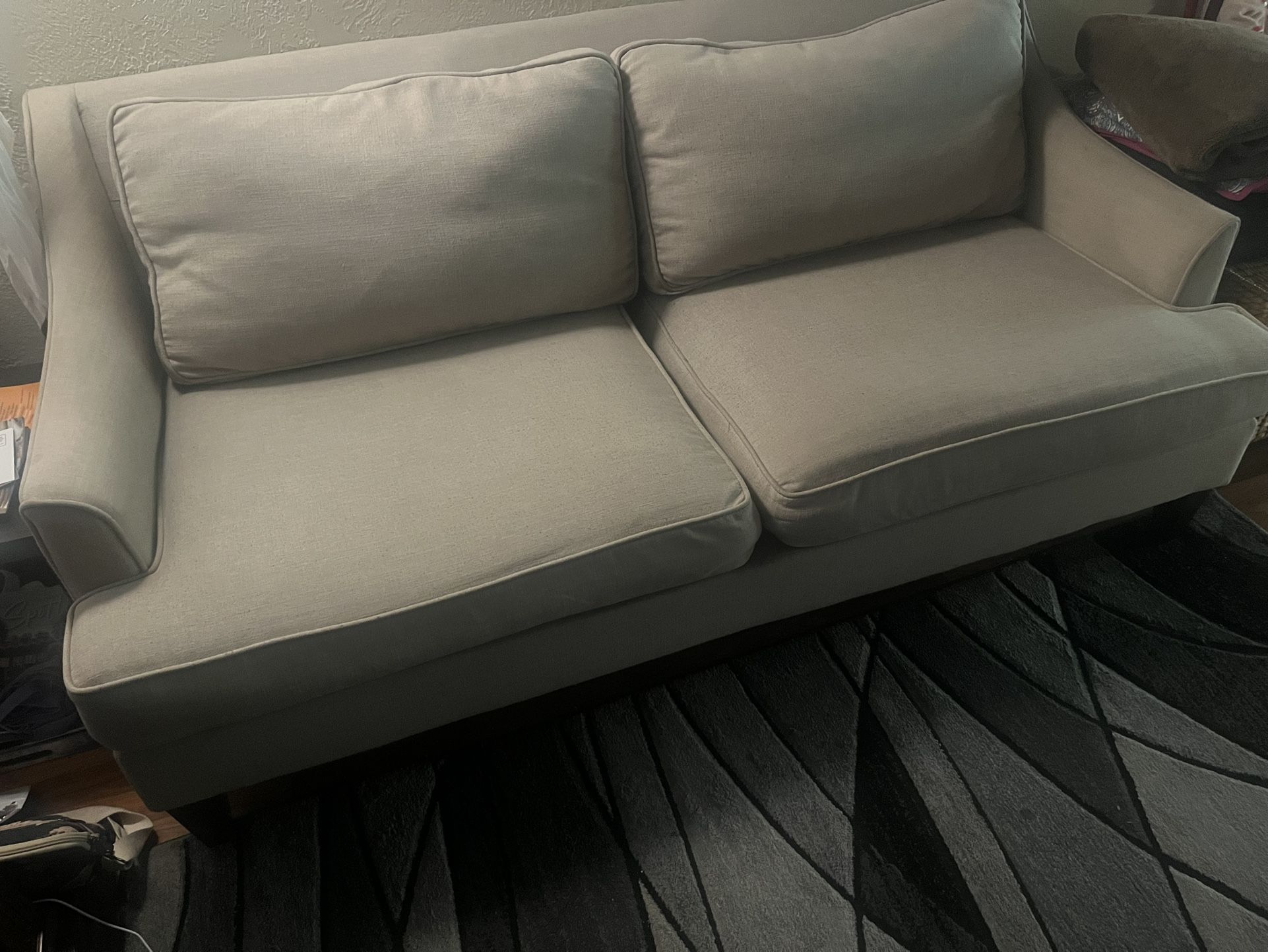 Sofa (nice!)
