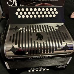 Hohner Panther