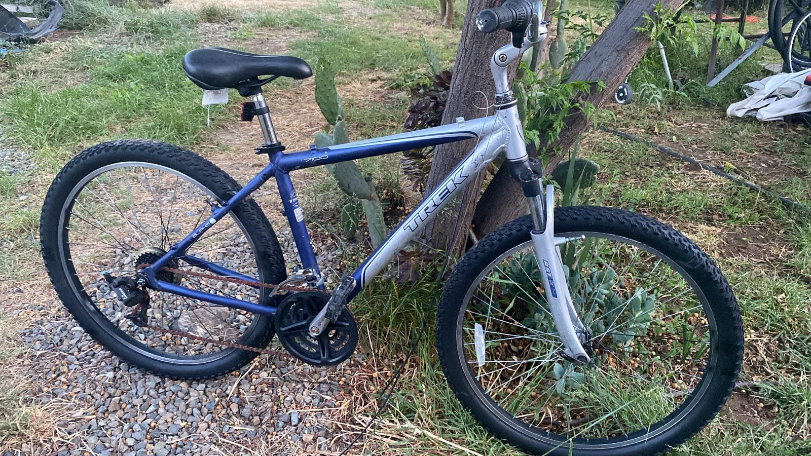 trek bicycle roseville Roscoe 7 Satin Black Olive Medium Island Life Bikes Trek Bicycle Roseville - Roseville,
