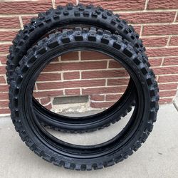 Dunlop dirt tires