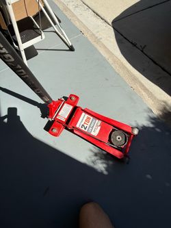 Pittsburgh 2 Ton Floor Jack
