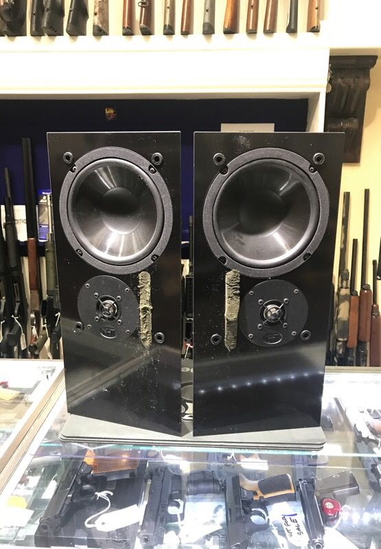 NHT Model 1.5 Loudspeaker