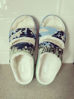 Crocs unisex slippers