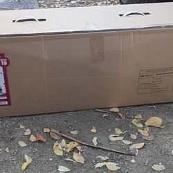 Wondershop 7.5-foot Alberta Spruce Un-Lit Artificial Christmas Tree