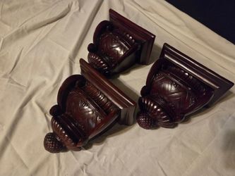 3 Cherry Wood Corbells