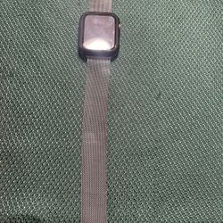 Apple Watch Series  4 Cellular  Version  44 M 