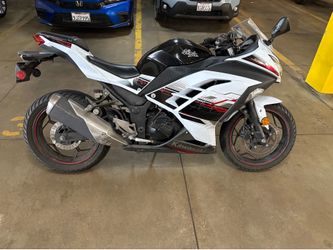2014 Kawasaki Ninja 300