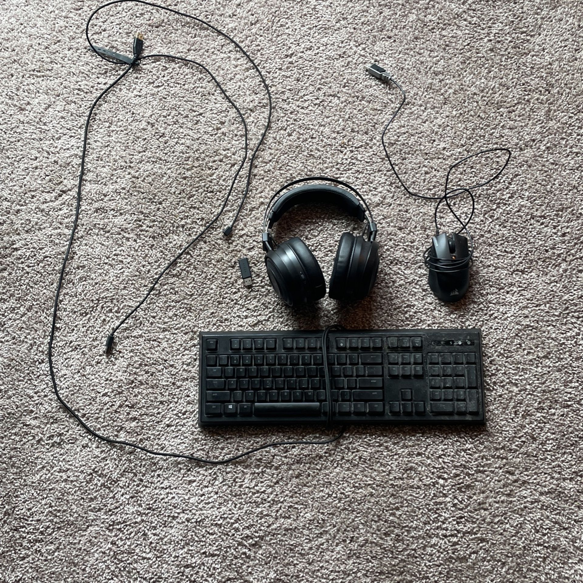 Pc gaming Mouse, keyboard, and headset