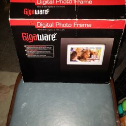 Digital Picture Frame