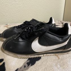 Black And White Nike Cortez’s