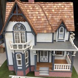 Doll house
