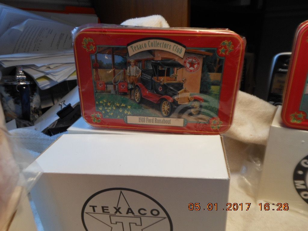 TEXACO COLLECTOR’S CLUB 1918 FORD RUNABOUT TRUCK BY ERTLE
