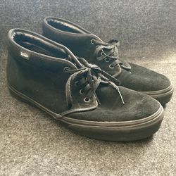 Men's size 13 US - Vans Mid Top All Black