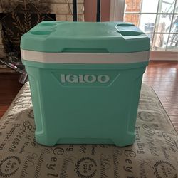 Igloo Mint 60qt Rolling Cooler