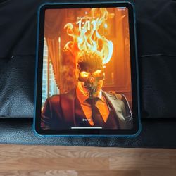 IPAD 10TH Generation With Build In Wi-Fi