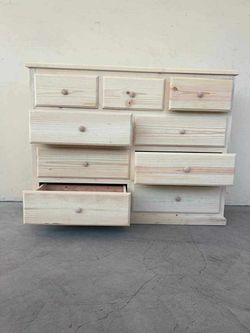 9 drawer natural pine finish