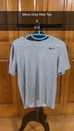 Mens Gray Nike Tee Size S