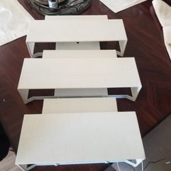 3 WALL LAMPS