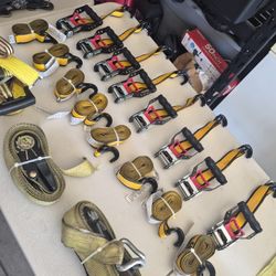 Trailer HITCH And Straps .