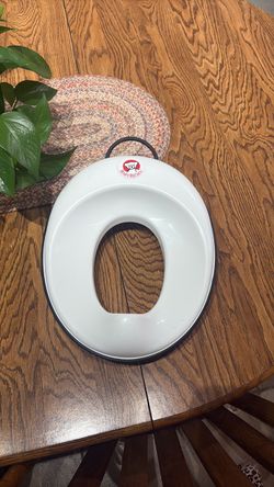 BabyBjörn Toilet Training Seat