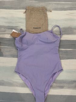 Berlook swimsuit XL can fit Large