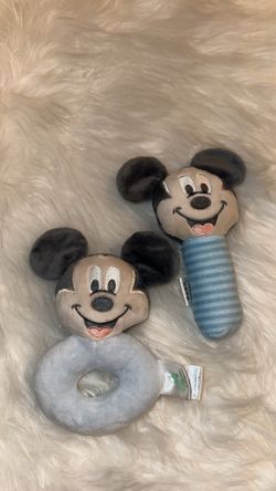 Mickey rattle