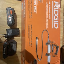 Ridged 18v grease gun with batt and charger new batt and charger out of box $200 firm in n Lakeland 