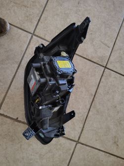 2017 - 2021 Chevy Bolt Xenon Headlight Left
