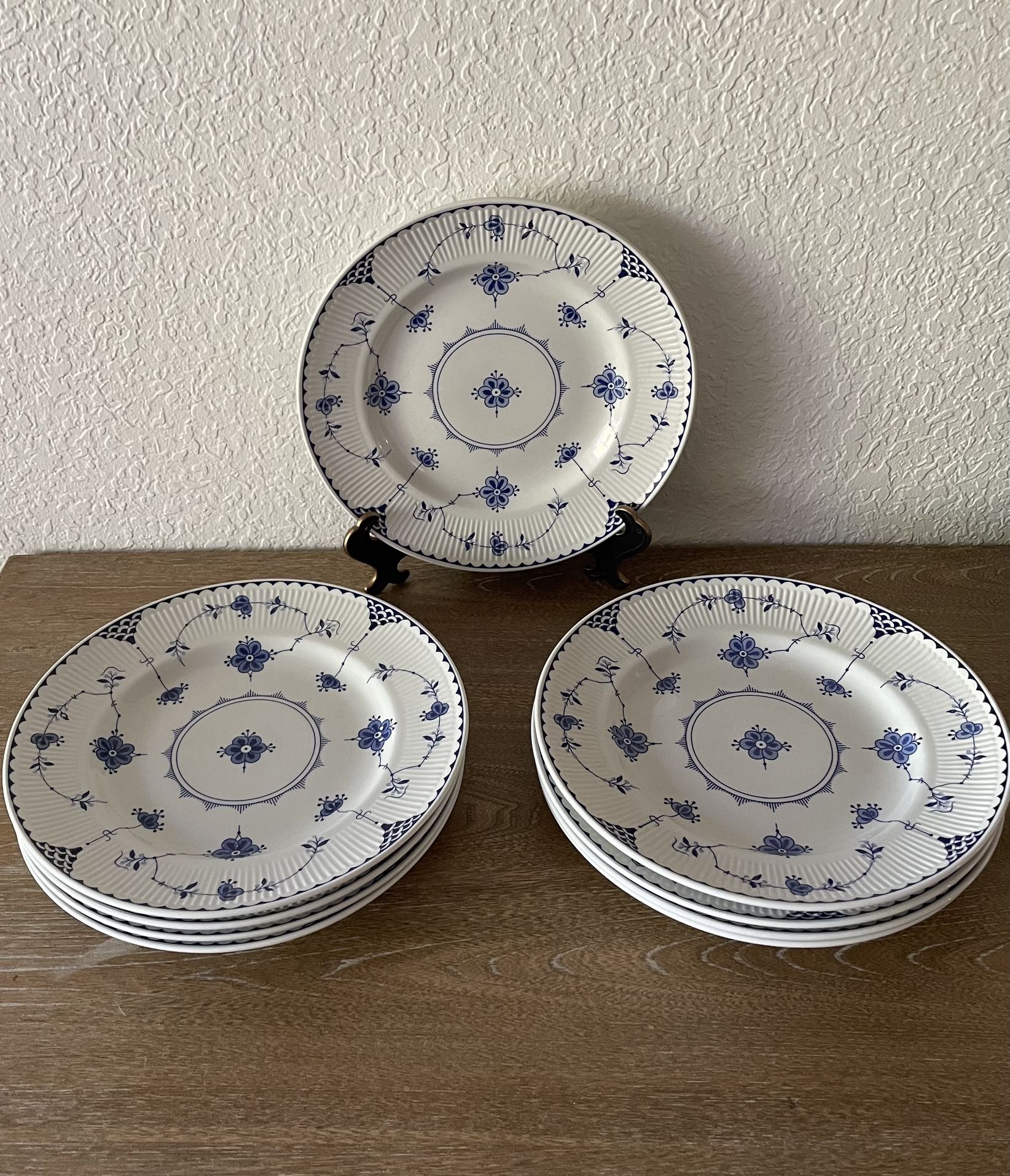 10 Johnson Brothers Blue Denmark Dinner Plates Blue And White