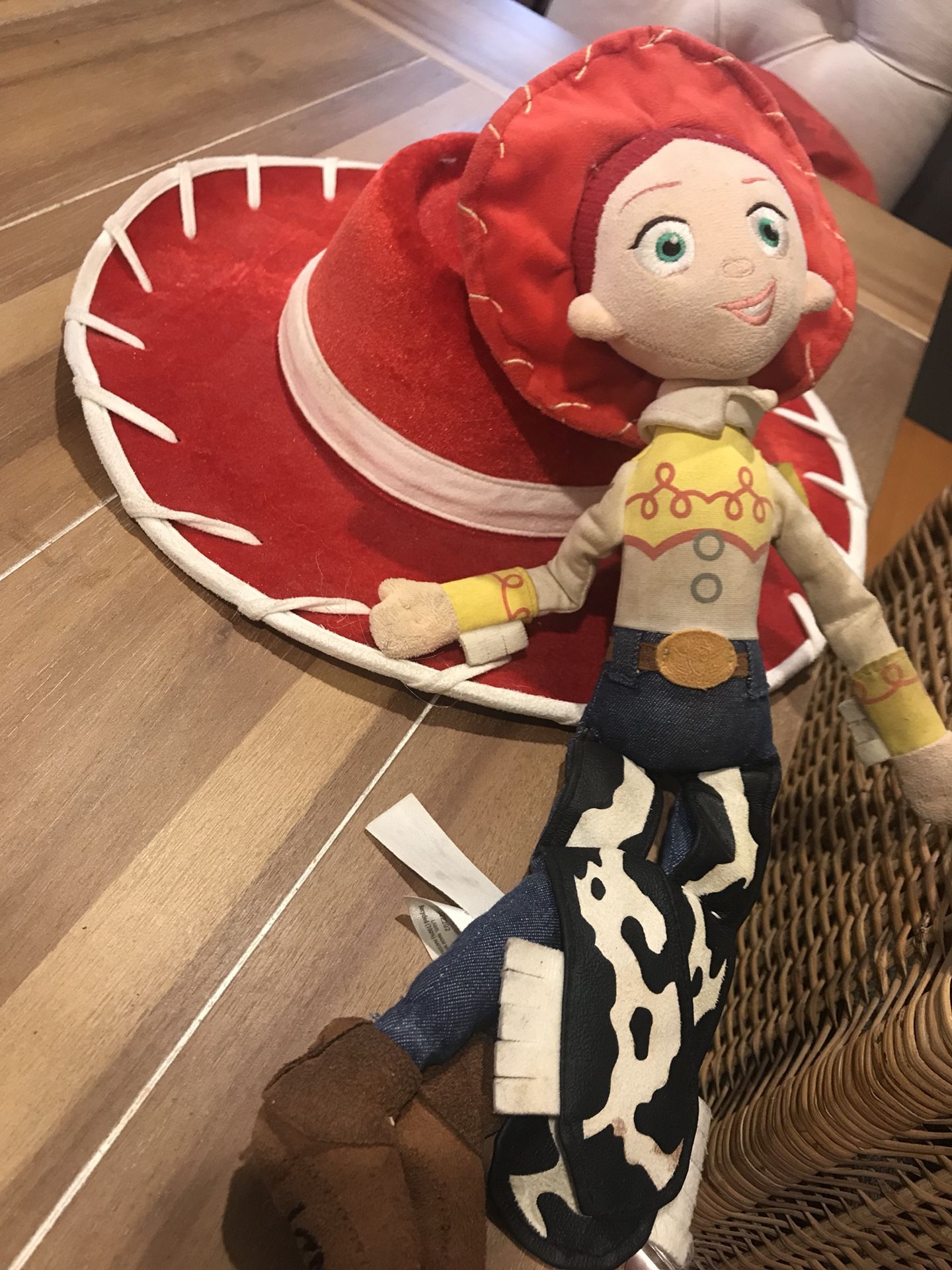 Disney Toy Story Jessie Doll and Childrens Hat