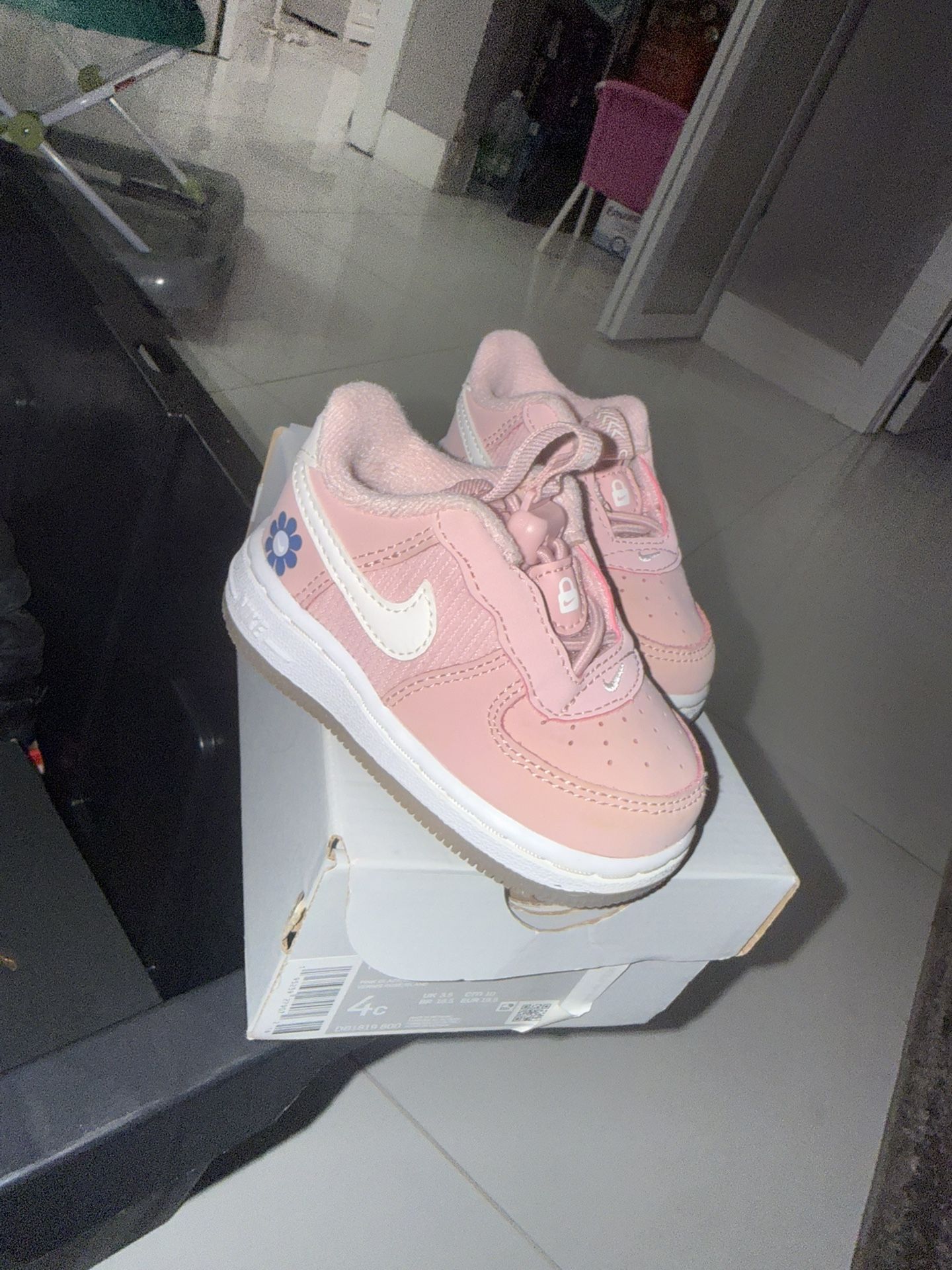 Girl Sneakers