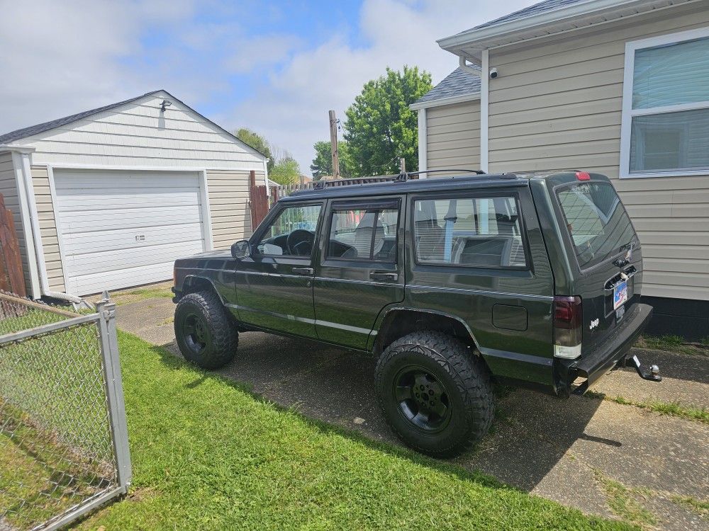 1998 Jeep Cherokee 4WD