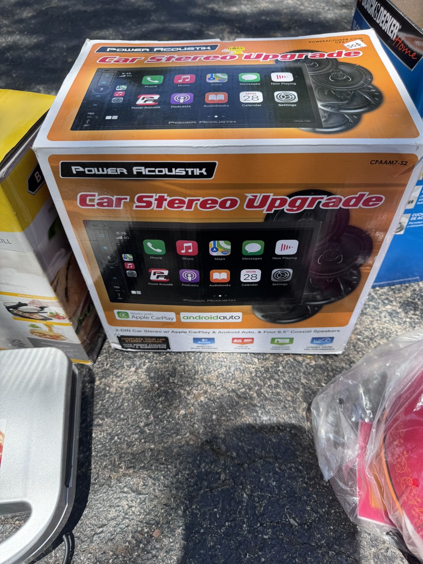 Car Stereo With Apple CarPlay