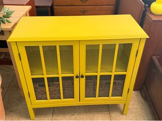 Storage cabinet