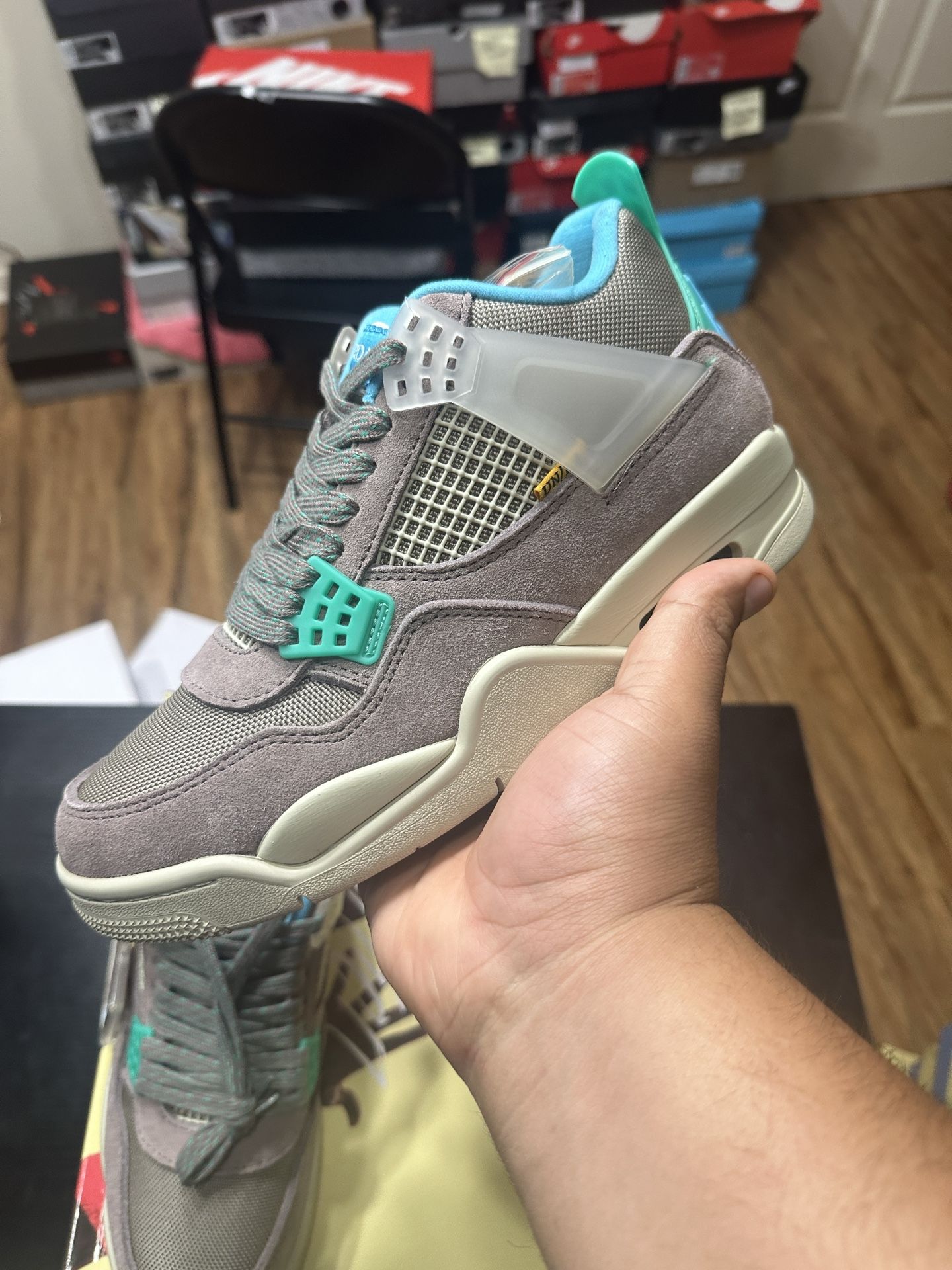 JORDAN RETRO 4 UNION LA β TAUPE HAZEβ π½π½π½