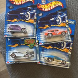 2002 Hot Wheels Red Line Series Set Of 4.